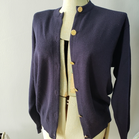 Navy Blue Burberry Sweater/Size 44 - Picture 12 of 16